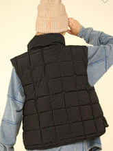 Load image into Gallery viewer, Black Puffer Vest
