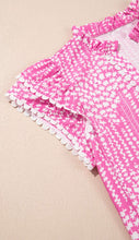 Load image into Gallery viewer, The &quot;Willow&quot; Abstract Flutter Sleeve Top-Pink

