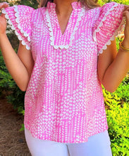 Load image into Gallery viewer, The &quot;Willow&quot; Abstract Flutter Sleeve Top-Pink
