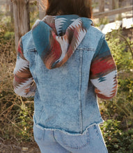 Load image into Gallery viewer, Aztec Print Frayed Denim Jacket (S-XL)
